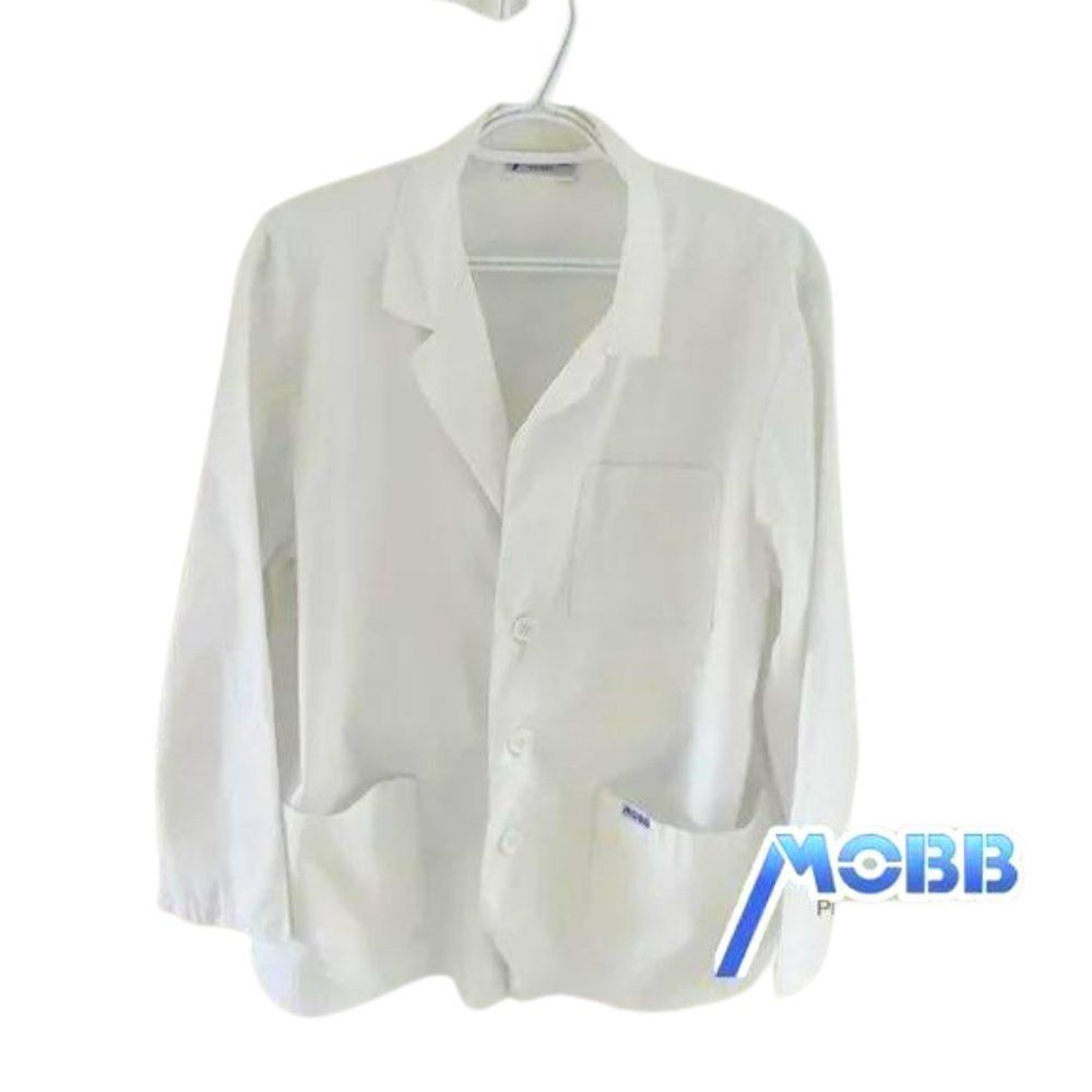 Mobb Women's Lab Coat Size Small but runs large.